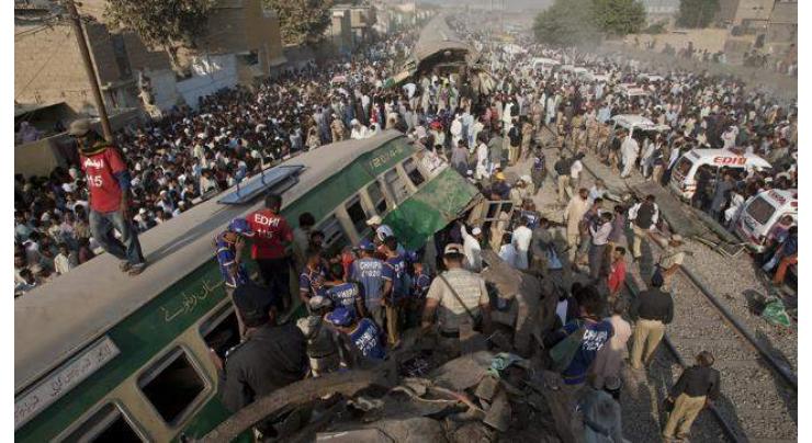 Death toll in trains' collision rises to 19 