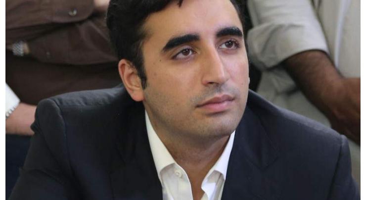 Bilawal Bhutto grieved over deaths in train accident 