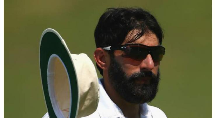 Misbah expresses disappointment at defeat in third Test 