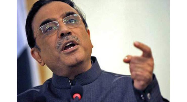 Zardari expresses grief over deaths in railway accident 