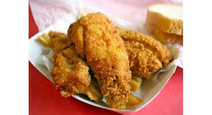 Fried fish in demand to welcome winter season 