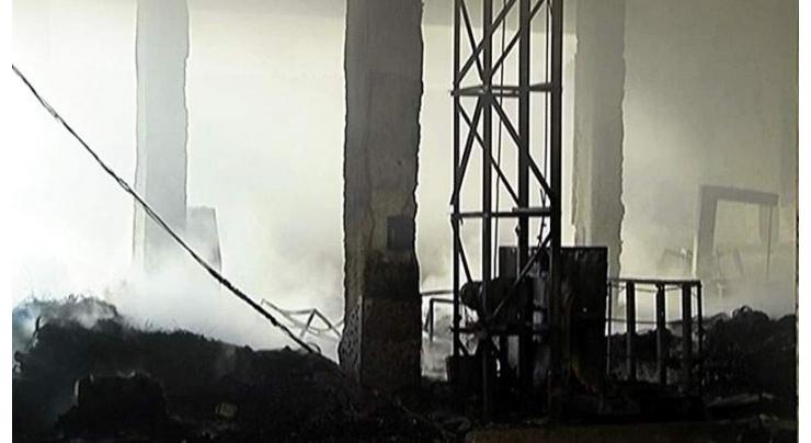 Fire erupts in Karachi's garment factory 
