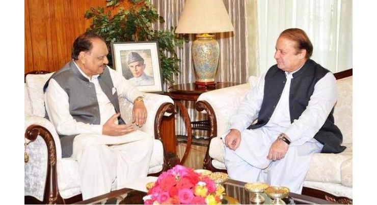 President, PM discuss overall situation of country 