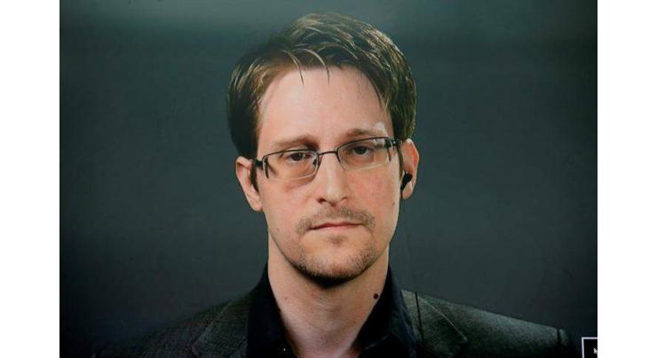 Snowden urges action not 'fear' of Trump 