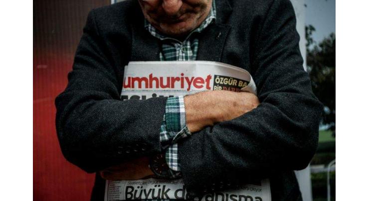Turkey arrests head of opposition newspaper: report 