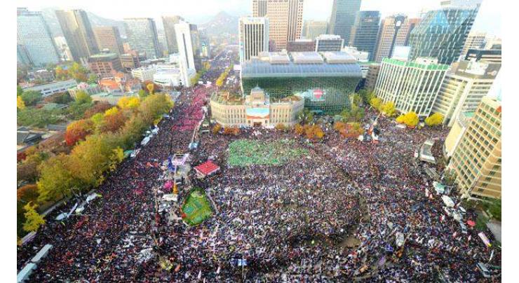 'Million'-strong protest tells S. Korea president to quit 