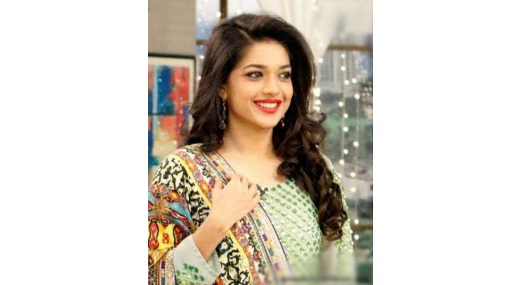 Sanam Jung blessed with a baby girl