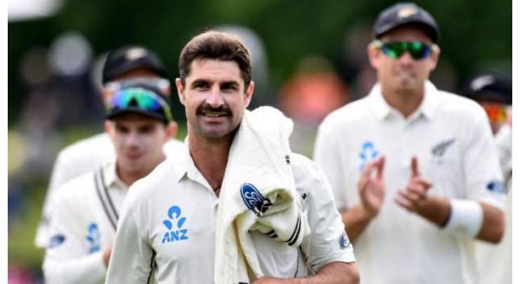 Cricket: De Grandhomme triple gives New Zealand early honours 