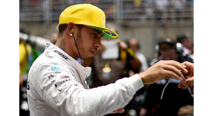 Formula One: Hamilton edges Rosberg in Abu Dhabi practice 