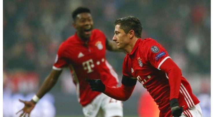 Football: Lewandowski extends Bayern deal until 2021 
