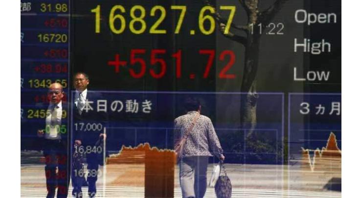 Tokyo stocks open lower, Toshiba plunges 