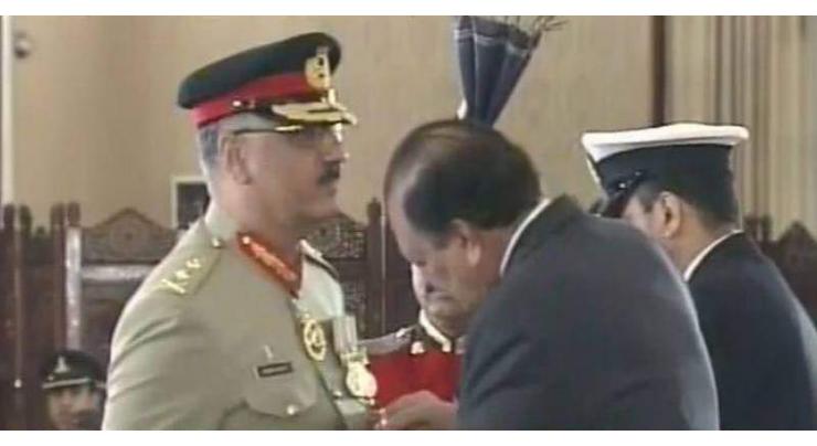 President confers Nishan-i-Imtiaz on Chairman JCSC, Army Chief 