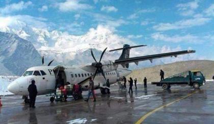 تحطم طائرة ركاب باكستانية على متنها 40 شخص
