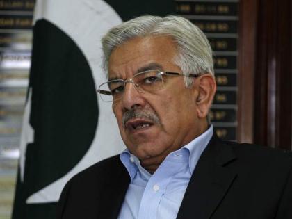وزير الدفاع الباكستاني يدعو حركة الانصاف الباكستانية إلى التجنب من سياسة الكذب والتحريض