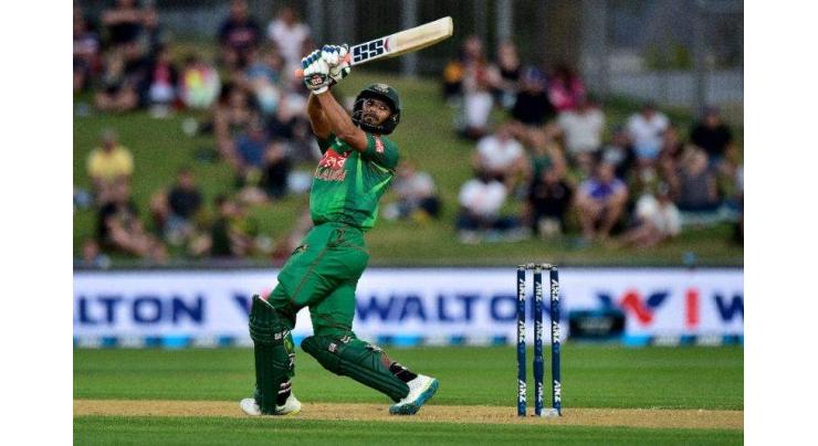 Cricket: Mahmudullah's 52 guides Bangladesh to 141-8 