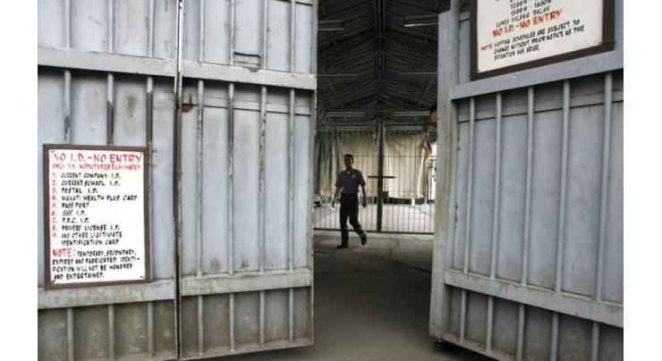 More than 150 inmates escape in Philippine jail raid 