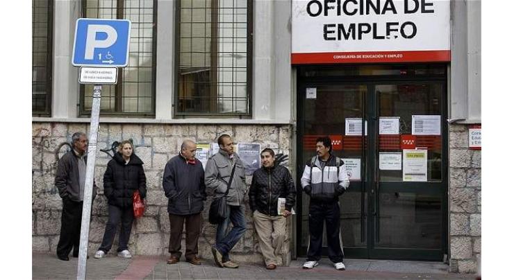 Spain's jobless queue shrinks in 2016 