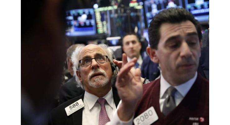 US stocks gain as Fed mulls faster rate hikes 