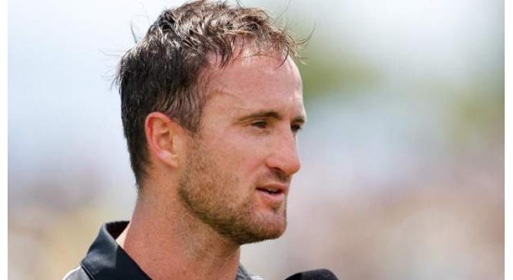 Cricket: Worker replaces New Zealand's broken Broom 