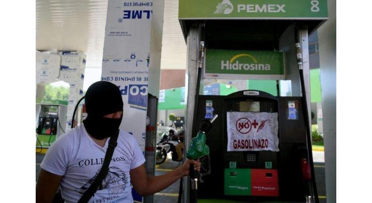 Mexico gas protests marred by looting, death 