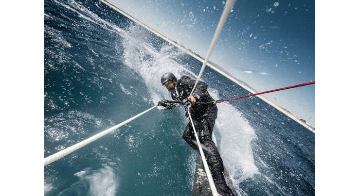 Yachting: Thomson surges after Le Cleac'h in Vendee 
