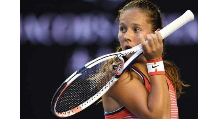 Tennis: Top-ranked Kerber stunned by Russian teen 