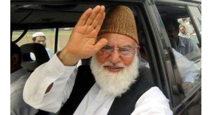 Political leaders, scholars pay tribute to Qazi Hussain Ahmed 
