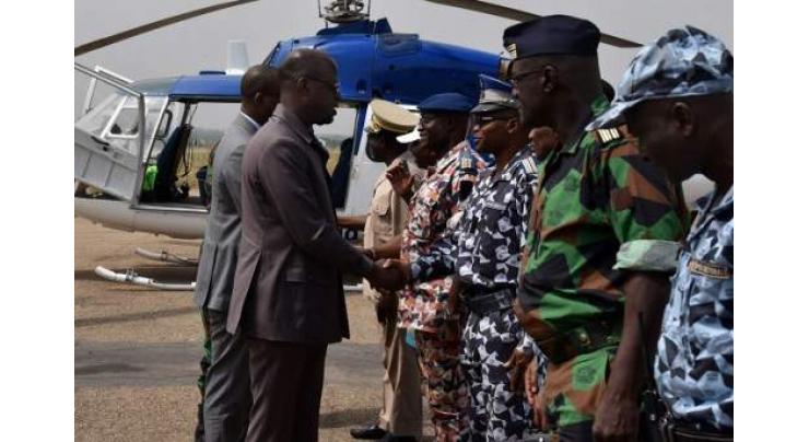 Ivory Coast government and rebel troops reach deal 