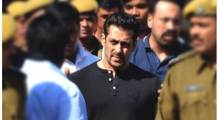 Bollywood's Salman Khan cleared in illegal arms case 