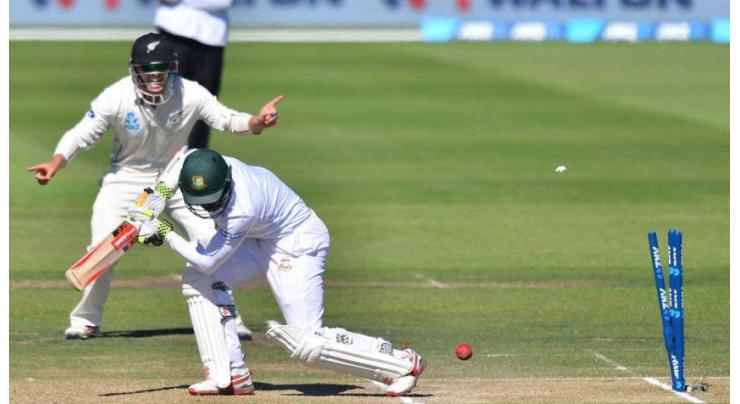 Bangladesh out for 173, New Zealand chase 109 