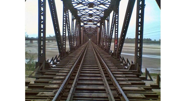 Railways to rehabilitate 93 bridges upto June 2017 