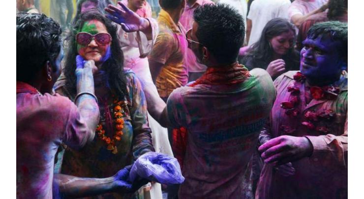 Hindu community celebrates Holi 