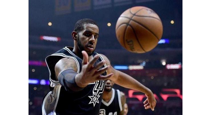 NBA: Spurs spank Grizzlies while Mavericks edge Clippers 