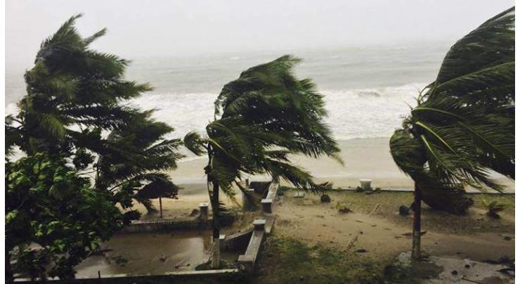 Australia braces for 'very destructive' cyclone 