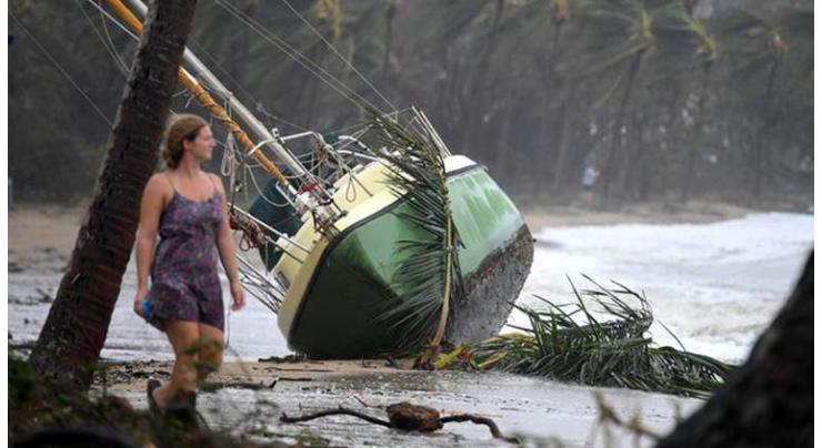 Torrential rain, floods hamper Australia cyclone relief 