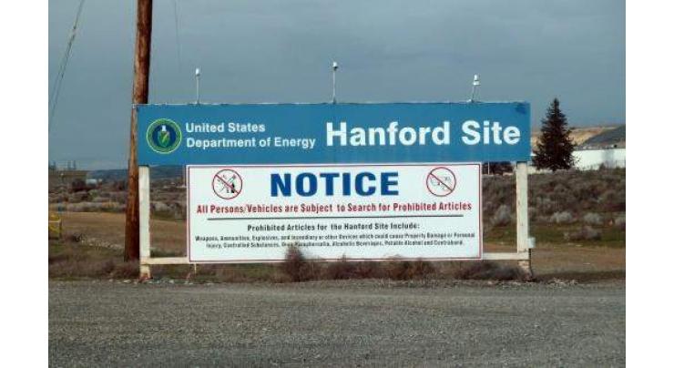 Workers plug hole in collapsed tunnel at US nuclear site 