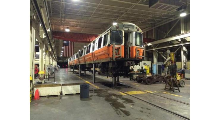 First Orange Line Metro train rolls out 