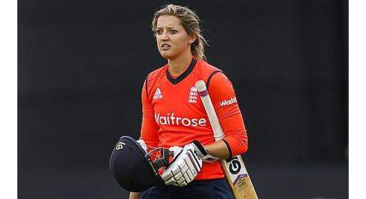 Cricket: Sarah Taylor back in England women's squad 