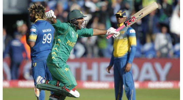 Sarfraz sees Pakistan into Champions Trophy semi-finals 