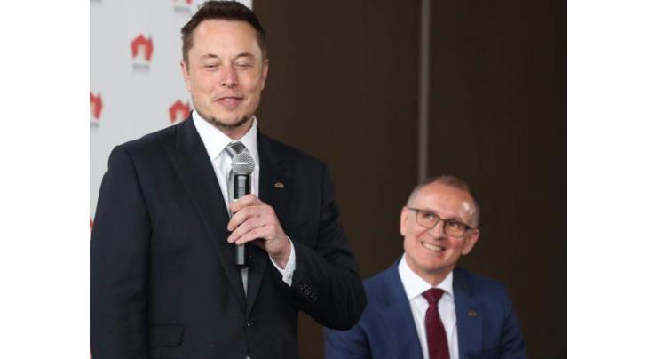 Tesla to build lithium-ion battery storage project in South Australia 