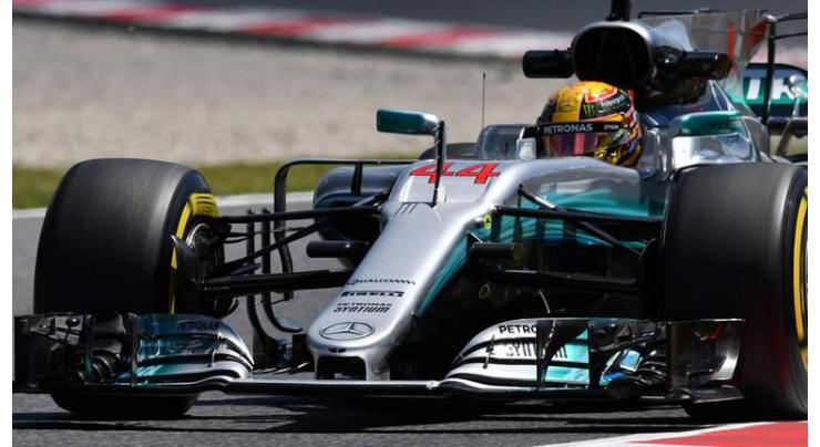 Formula One: Hamilton rises above local critics 