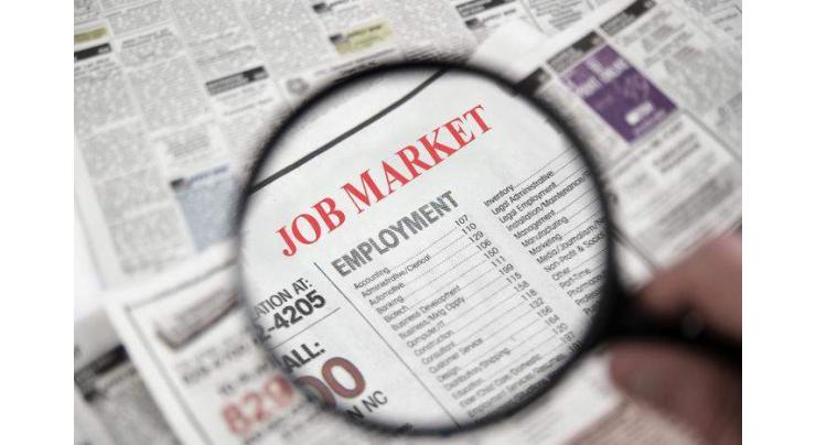 US sees strong job creation in July as unemployment falls 