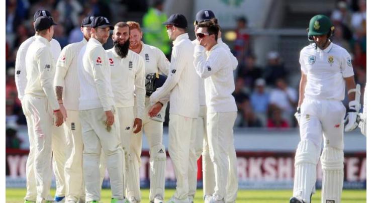 Cricket: England v South Africa 4th Test scoreboard 