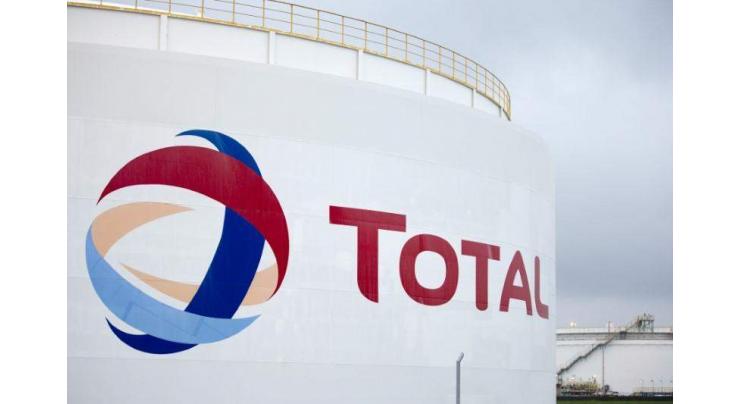 France's Total says it will buy Maersk Oil for $7.45 billion 