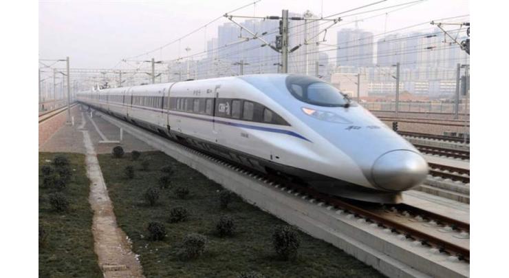 New high-speed trains run on north China lines 
