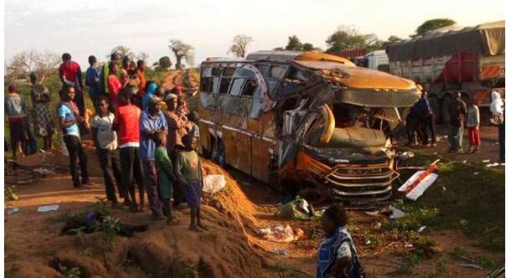At least 7 killed in road crash in Kenya 