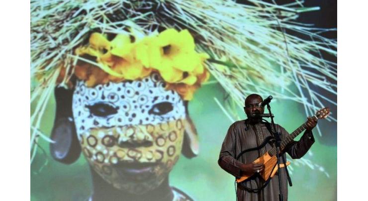 Baryshnikov, Youssou N'Dour among top art prize winners 