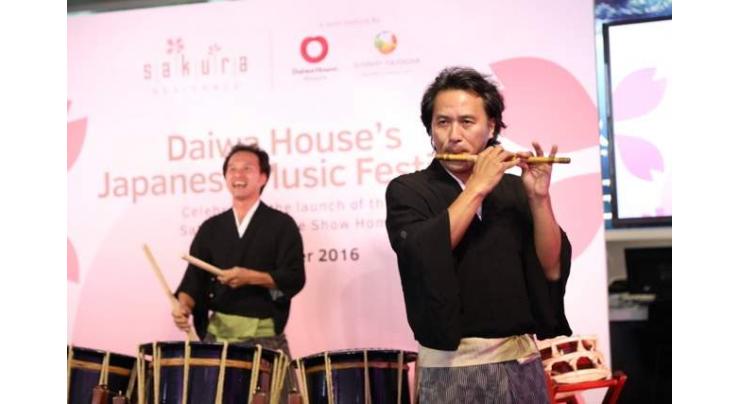 Japanese muscians enthrall locals 