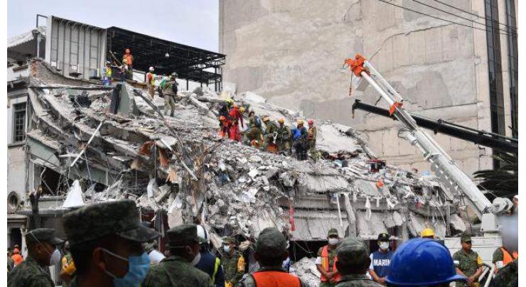 Mexico extends search for quake survivors 