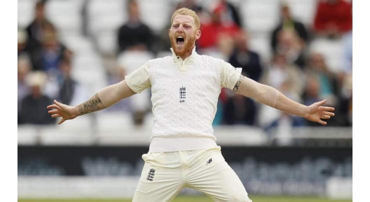 Cricket: Stokes included in England's Ashes squad despite broken hand 